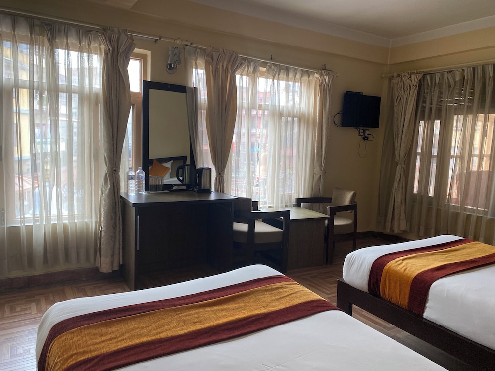 Deluxe Double or Twin Room, 1 Bedroom, Non Smoking, Garden View