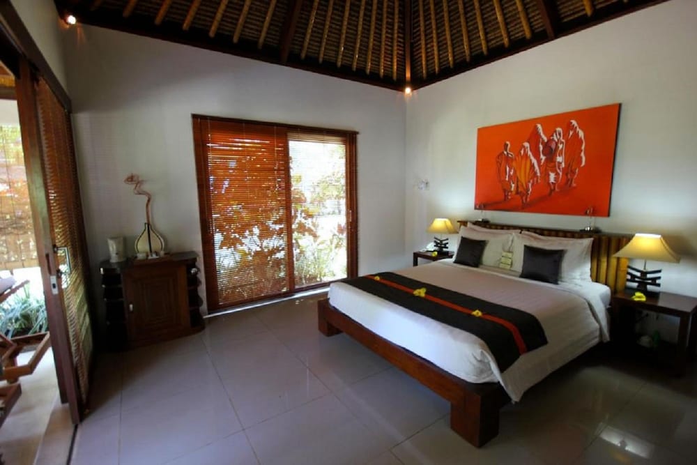 Superior Bungalow - Photo 6
