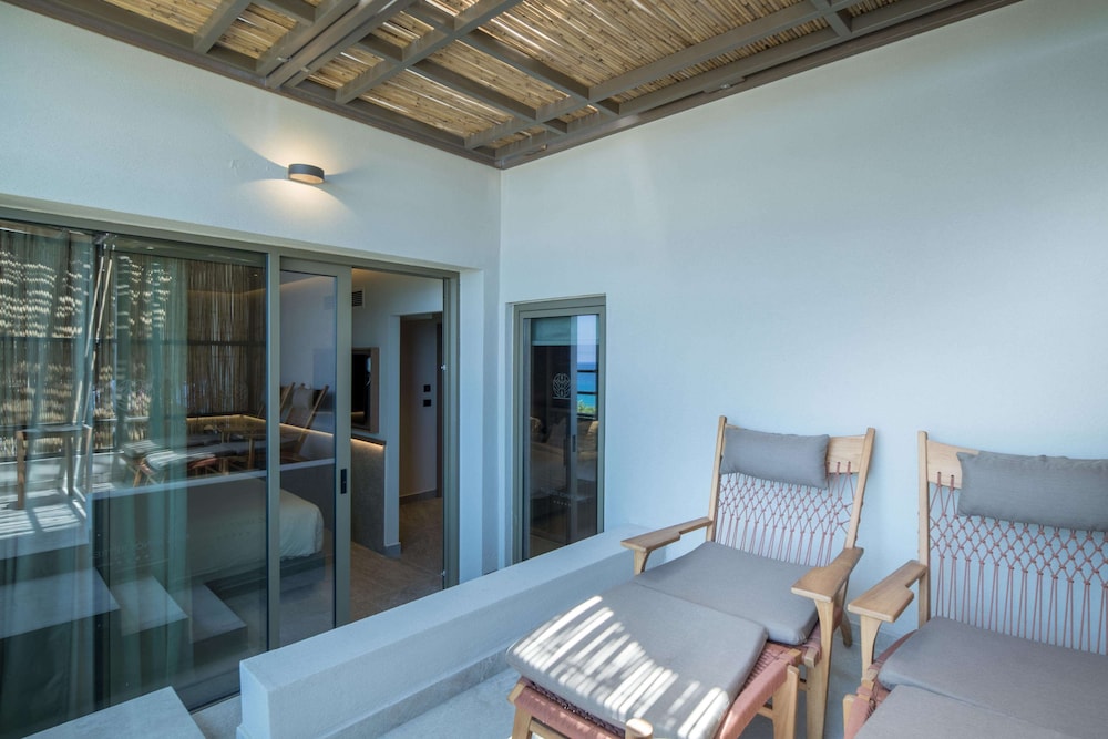 Serenity Suite Sea View - Photo 4