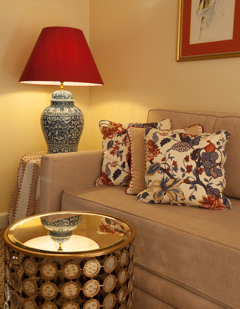 Family Room with SPA access - Photo 3