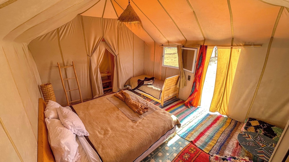 Comfort Triple Room, Desert View