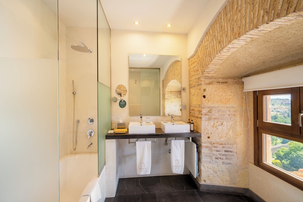 Superior Double Room Single Use Superior Double Room Single Use