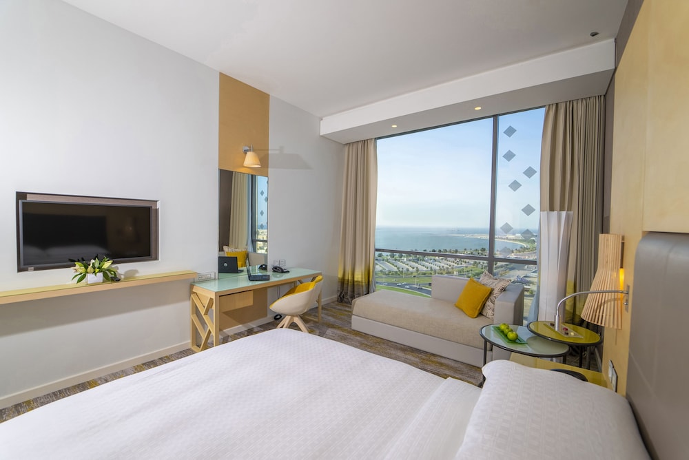 Room, 1 King Bed, Sea View (Guest) - Photo 1