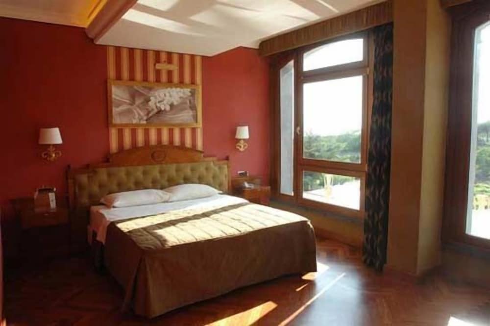 Superior Room photo 2
