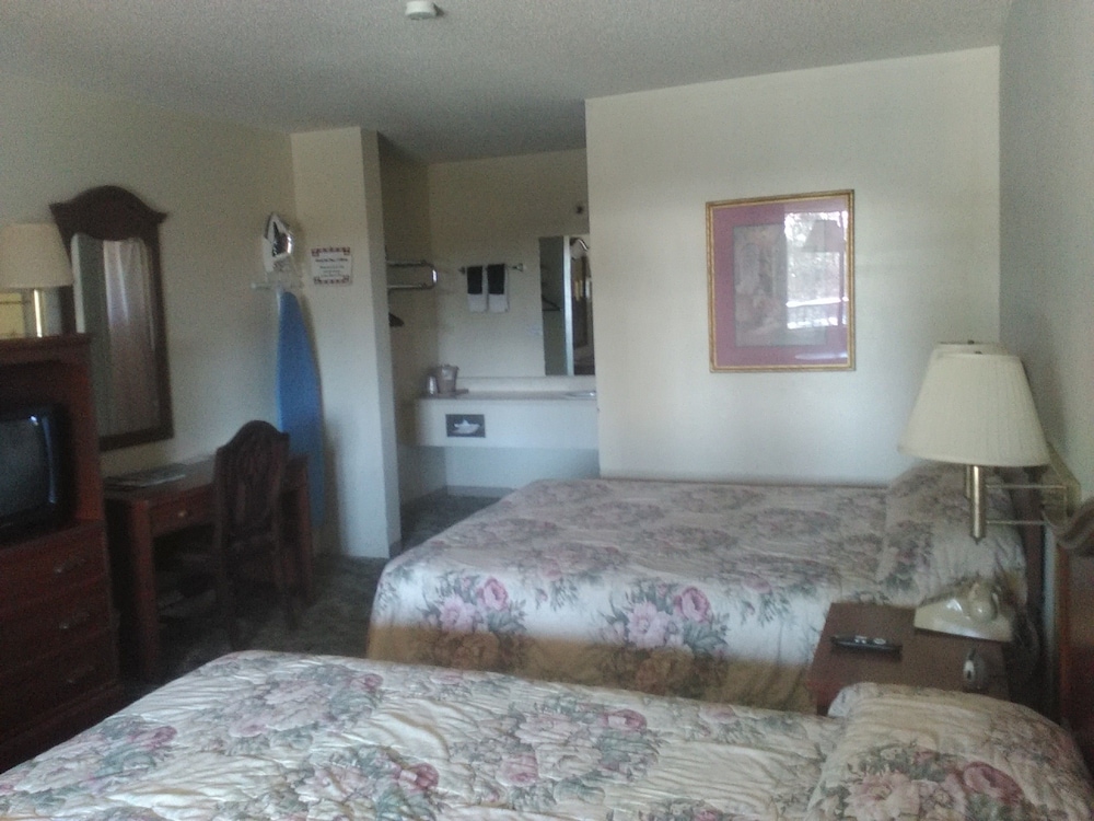 Premier Room, Smoking