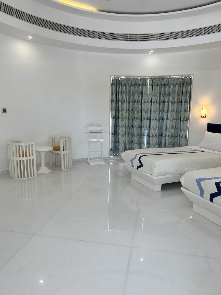 Royal Twin Room photo 3