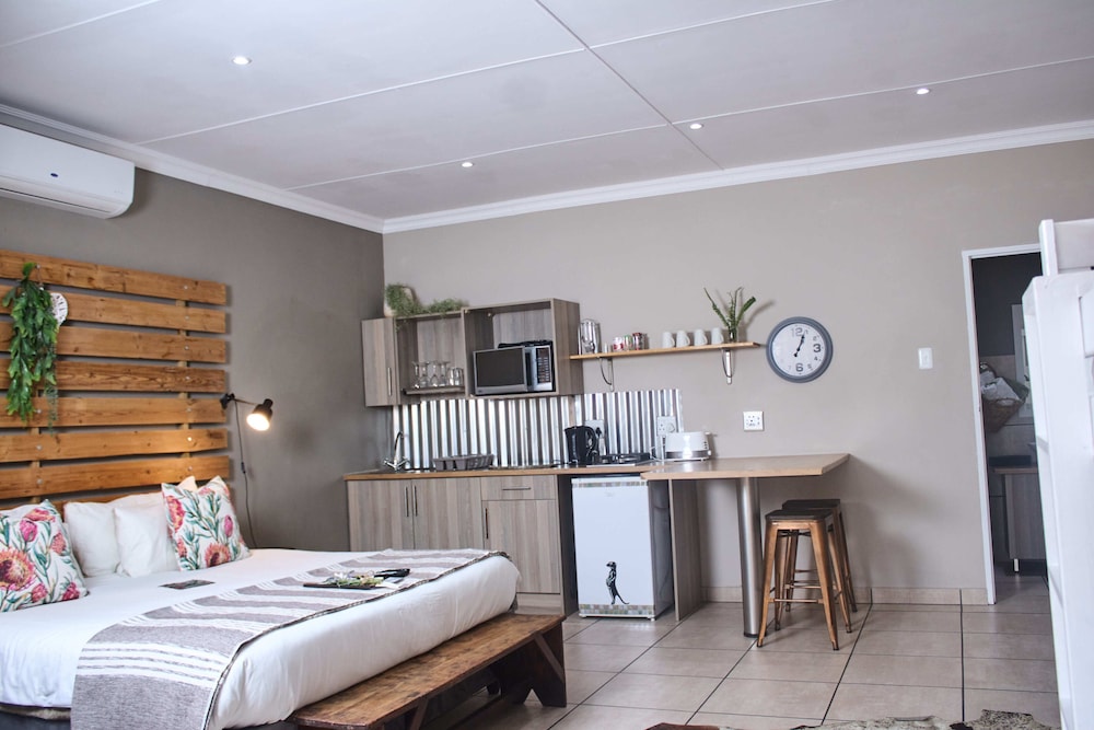 Self-catering Unit 6 photo 1