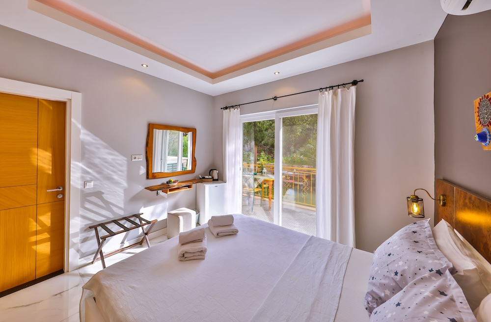 Comfort Double Room, Balcony - Photo 1