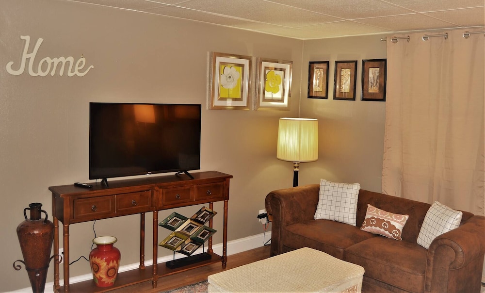 Gather Here 9br, 5BA Group, Photo 12