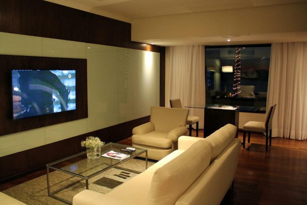 Deluxe Room - Photo 3