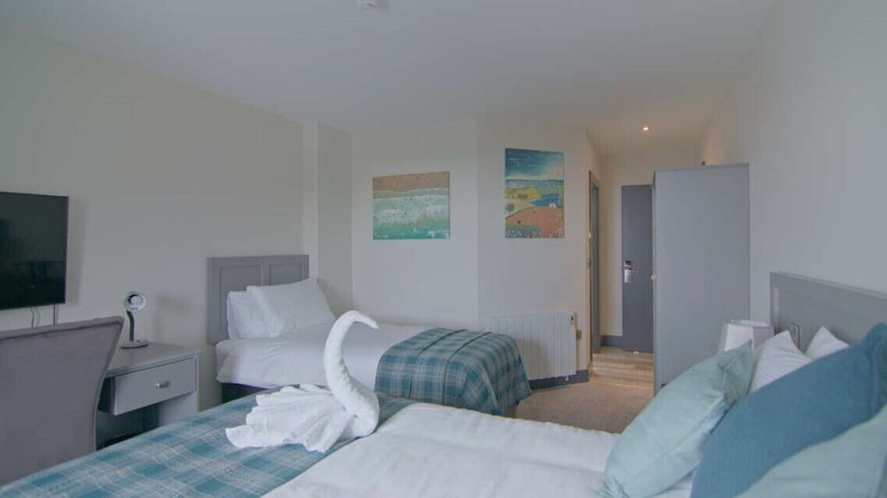 Deluxe Triple Room photo 3