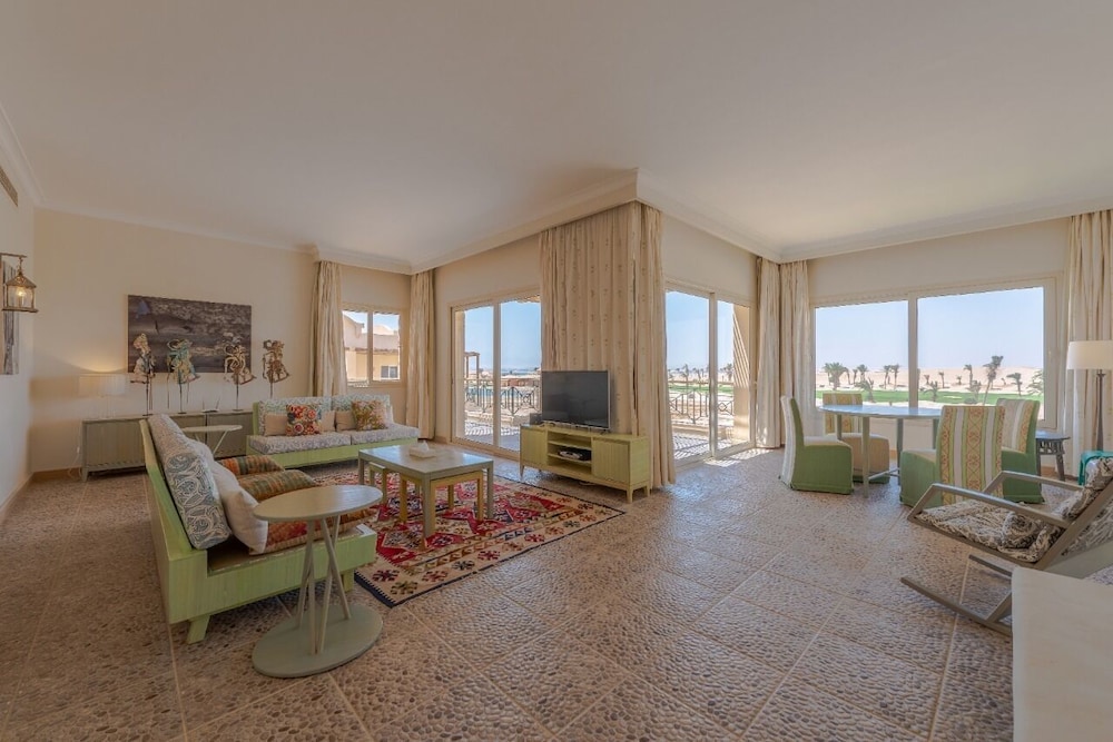 Luxury Apartment photo 1