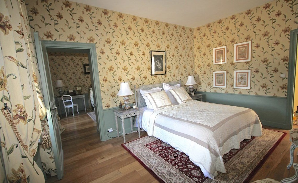 Superior Double or Twin Room photo 2