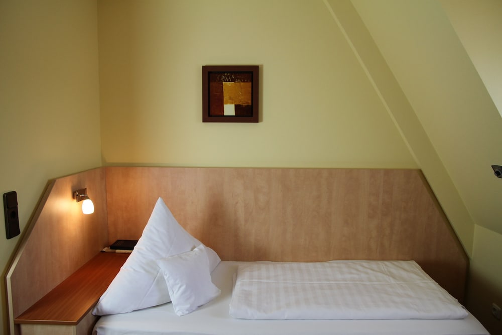 Single Room photo 1
