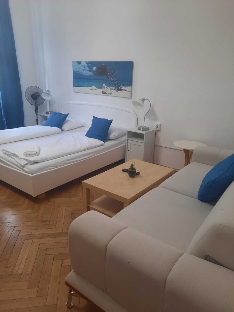 Basic Apartment