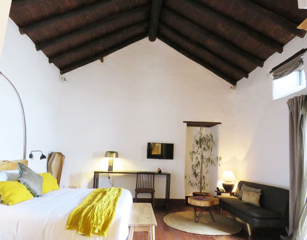 Superior Double Room (N1) photo 3