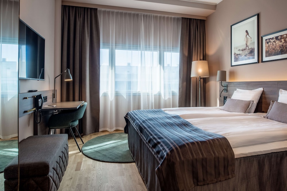 Standard Room, 1 King Bed photo 1