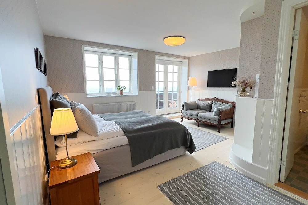 Superior Room, Balcony, Ocean View photo 1