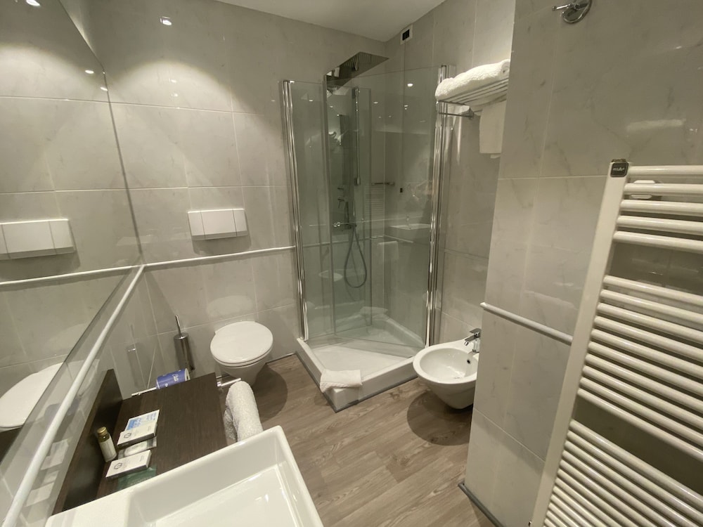 Comfort Double or Twin Room (Collection) - Photo 7