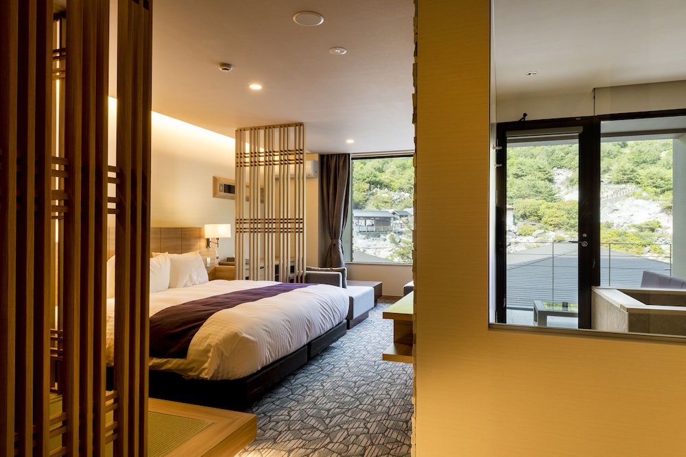 Terrace Premier King Bed Double JP-Western Room, Main Bldg. (3F, Half Open Air Bath, Terrace)