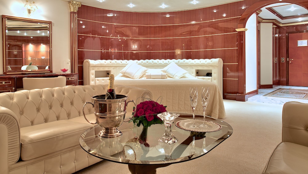 Presidential Suite, Sea View
