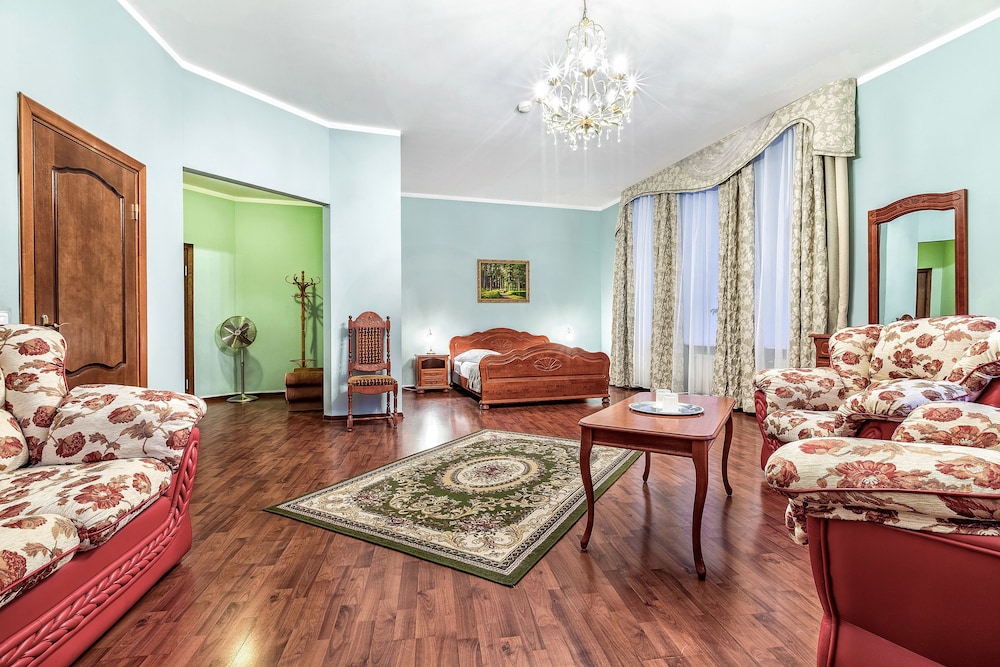 Suite, River View photo 3