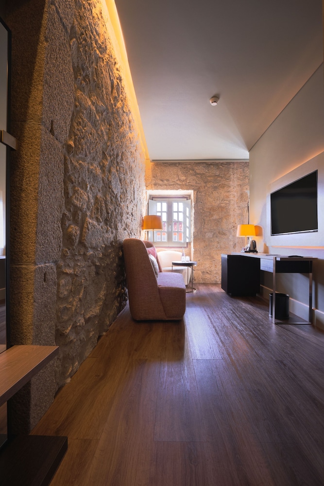 Virtudes Suite