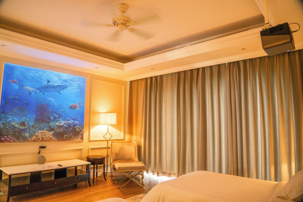 Ocean Haven Villa 4-Bedroom thumbnail 5