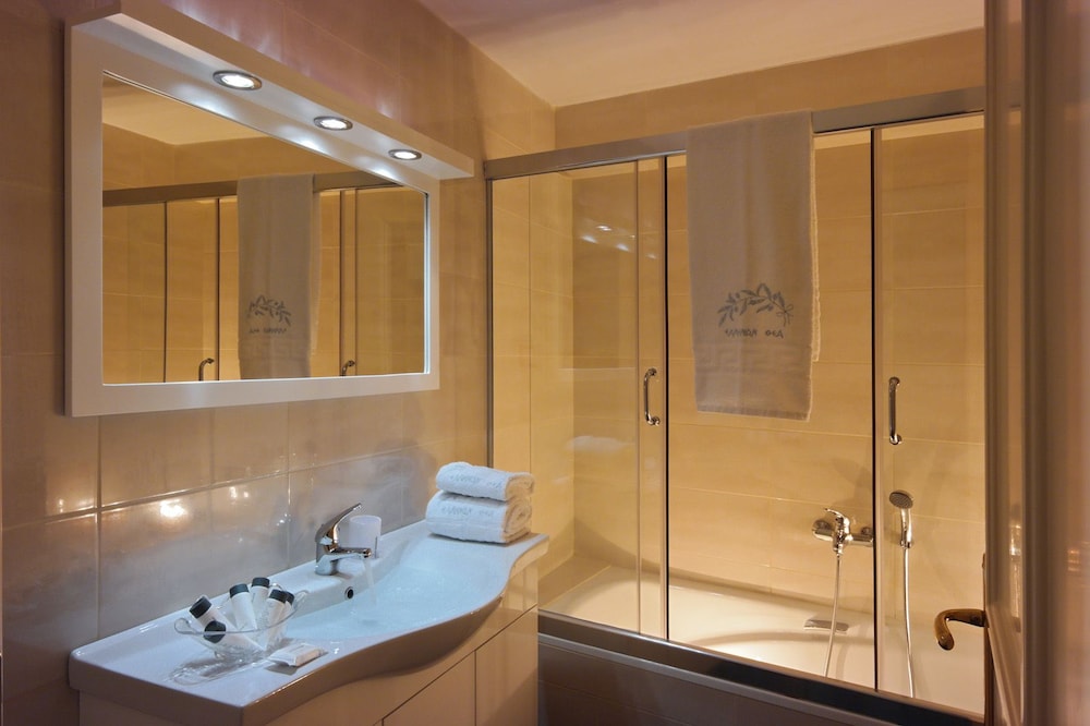 Deluxe Twin Room photo 2
