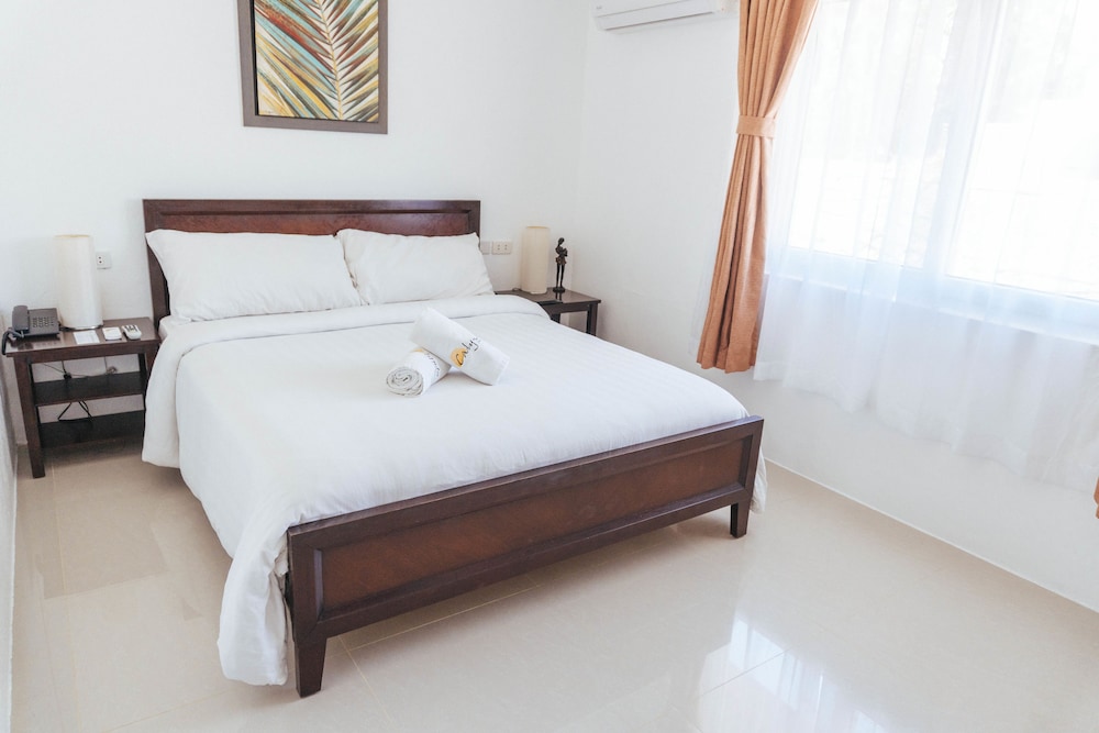 Standard Room photo 2