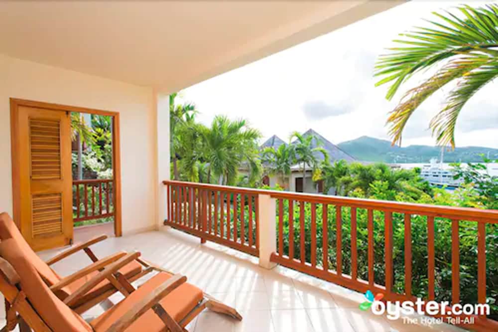 Standard Studio, Kitchenette, Garden View