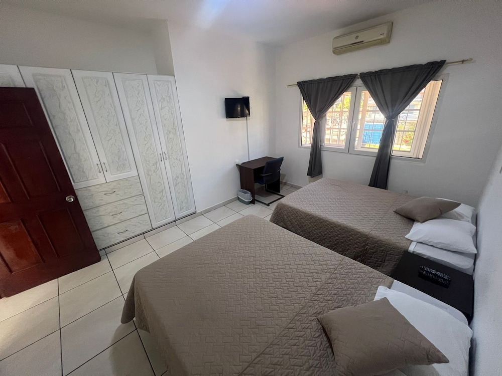 Economy Double Room, 2 Double Beds photo 2