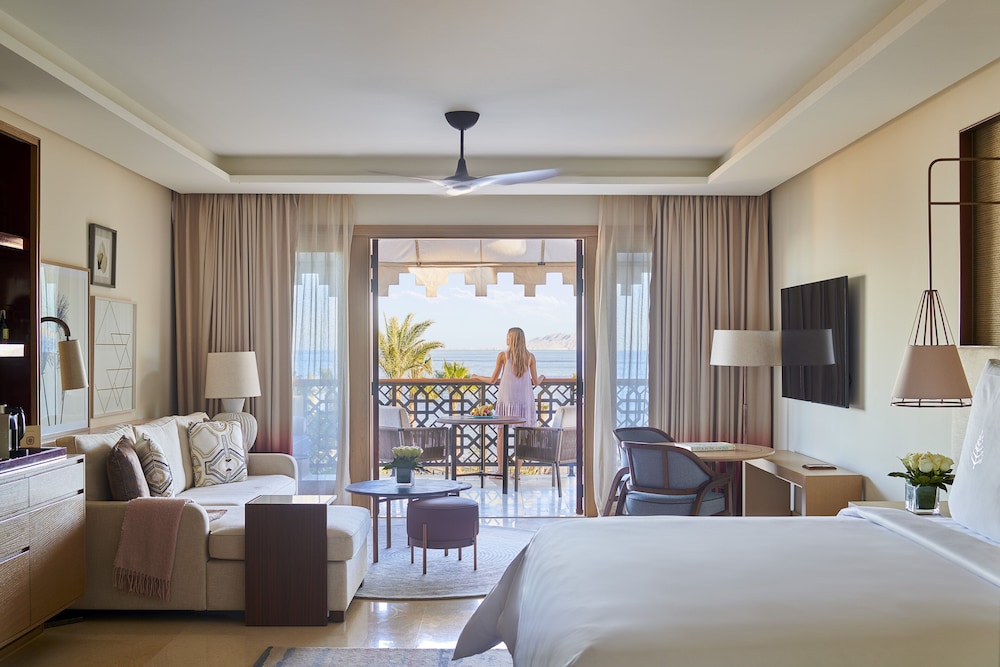 Premier Room, 2 Twin Beds, Sea View - Photo 7
