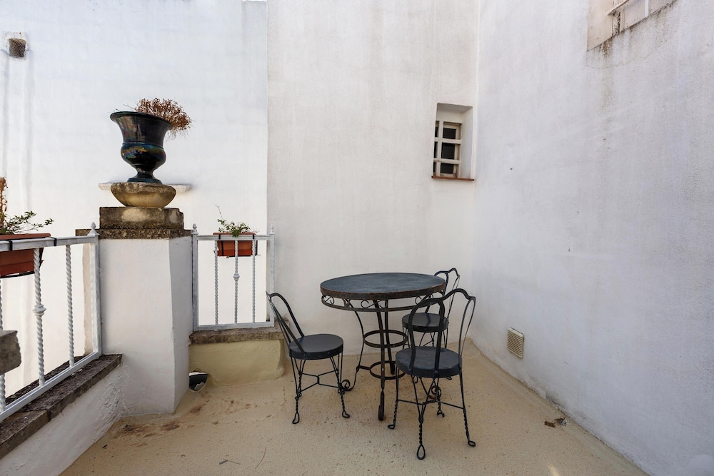 Apartment photo 3