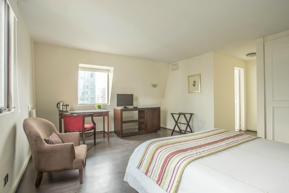 Standard Double Room - Photo 6