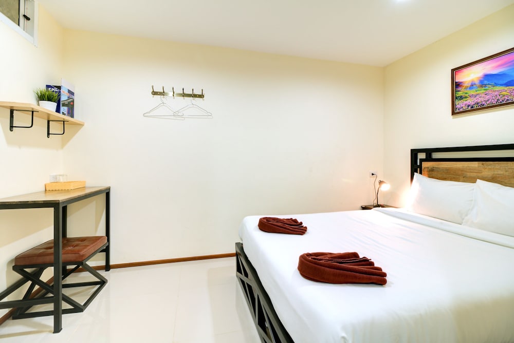 Standard Room without Window photo 2