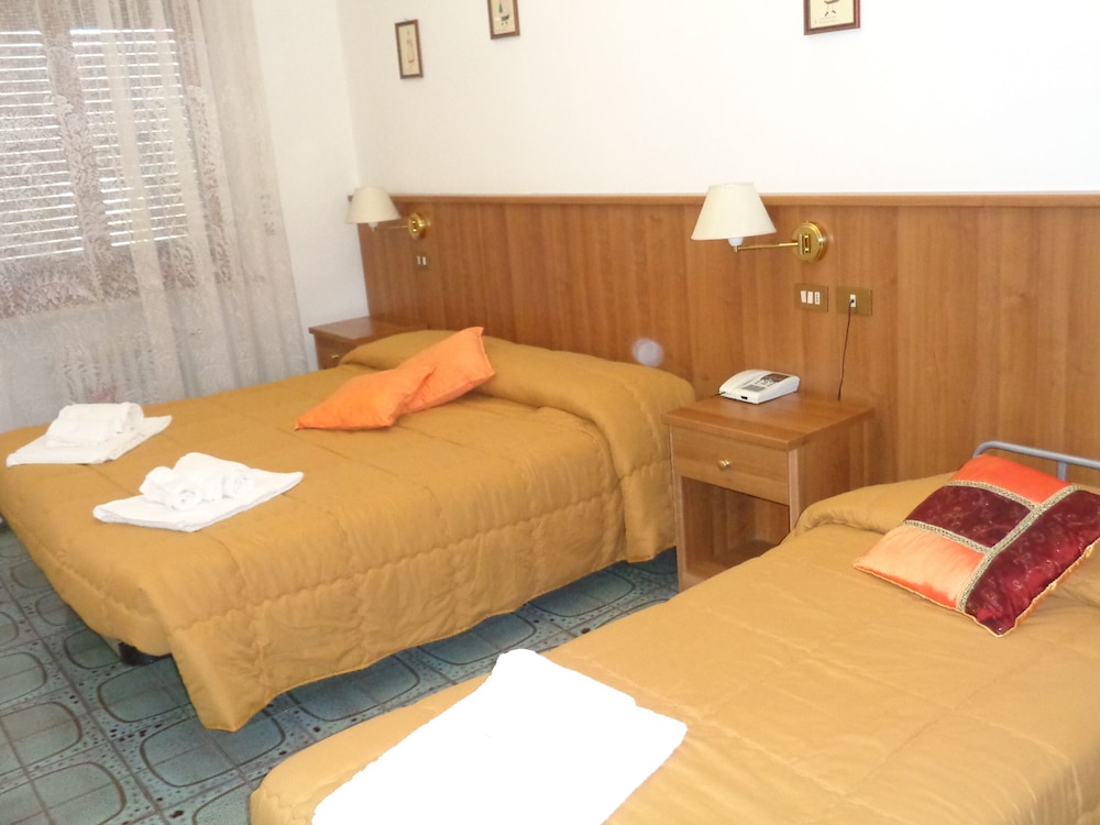 Triple Room photo 1