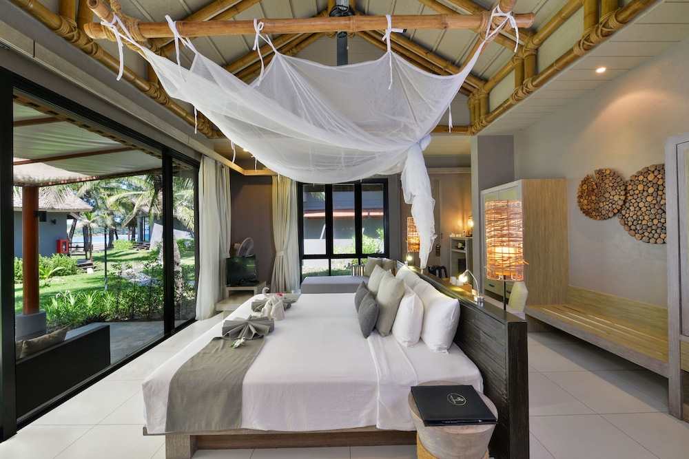 Deluxe Seaview Villa - Photo 2