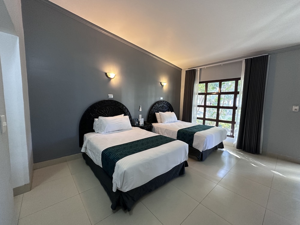 Standard Double Room, Pool View