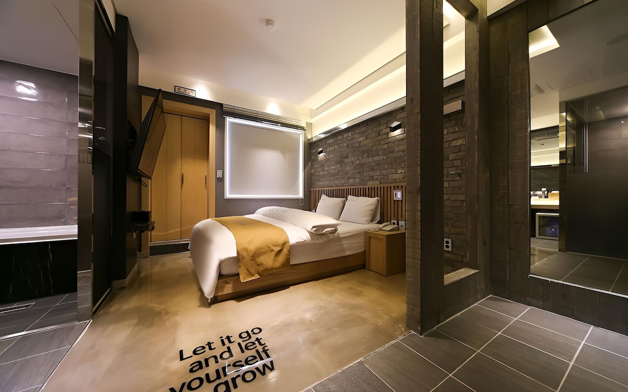Room (Deluxe A (terrace)) photo 3
