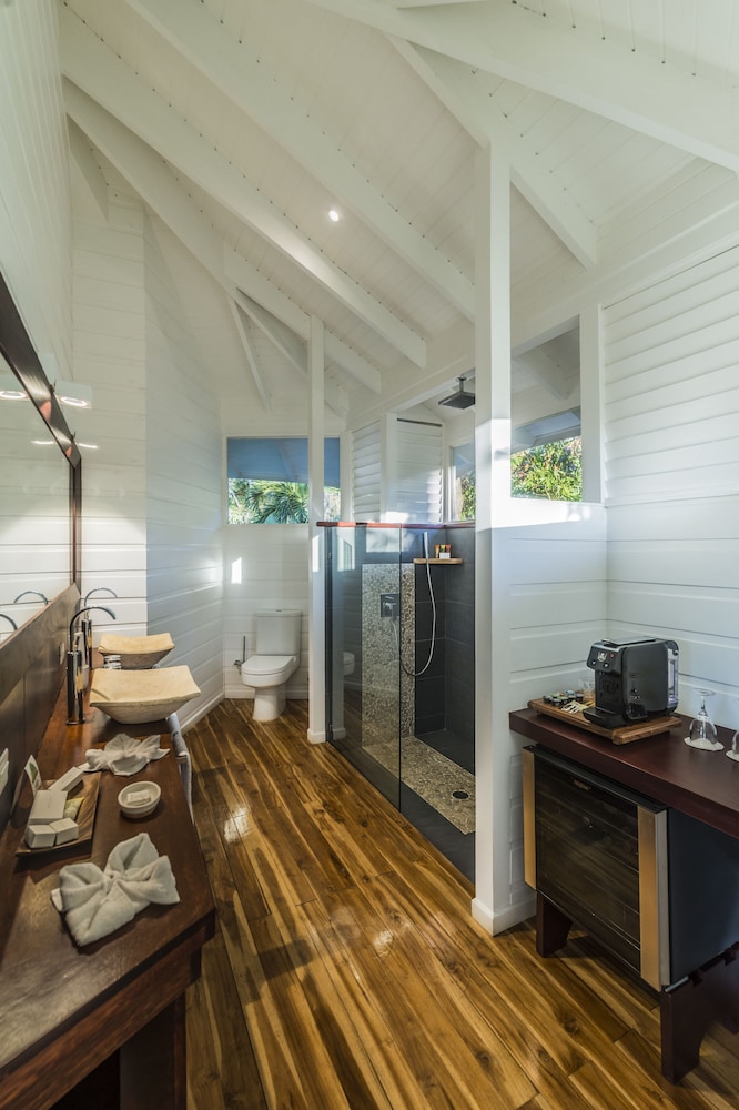 Comfort Bungalow, Hill View photo 2
