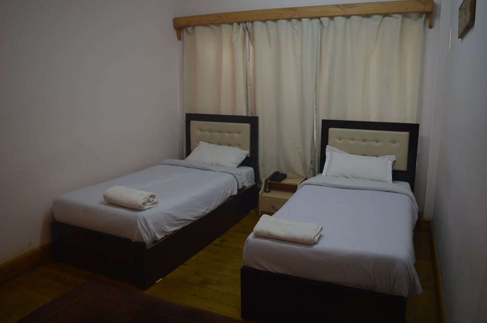Elite Twin Room