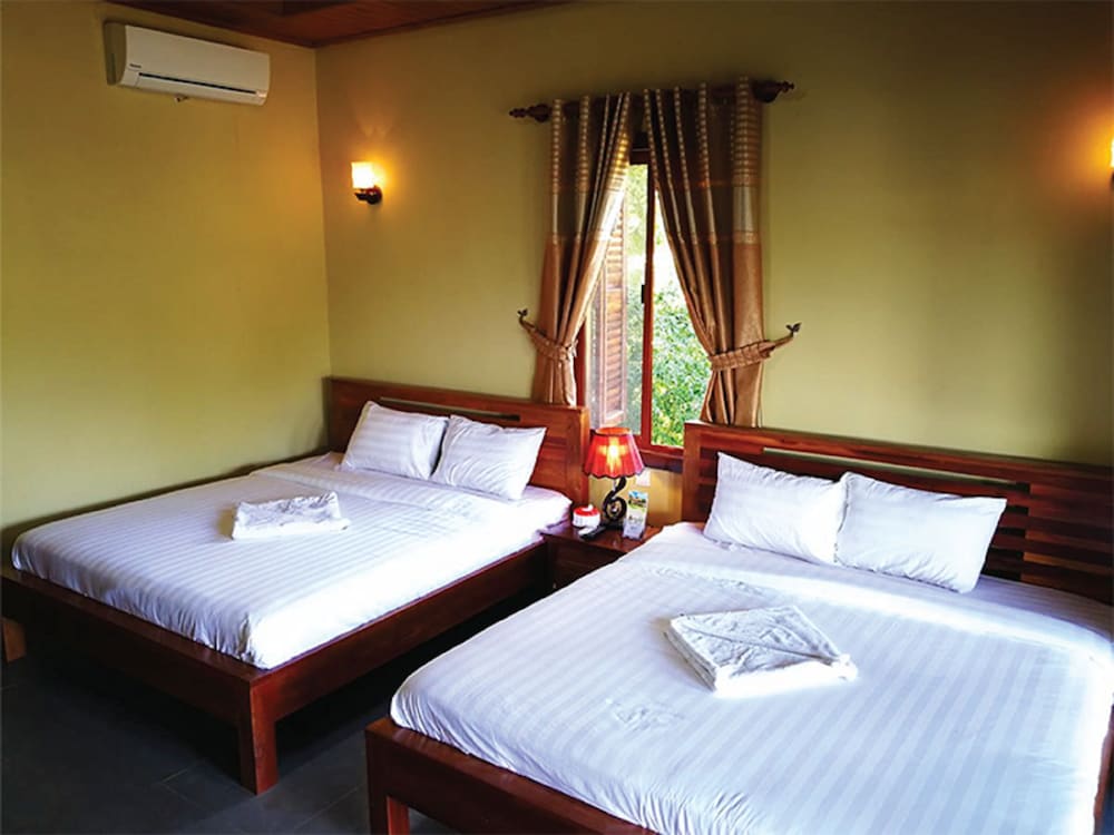 Deluxe Twin Room, 2 Bedrooms, Beach View, Mountainside