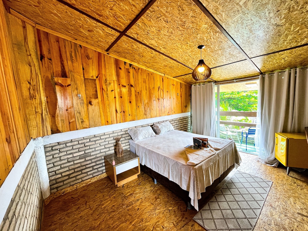Exclusive Twin Room, 1 Queen Bed, Garden View
