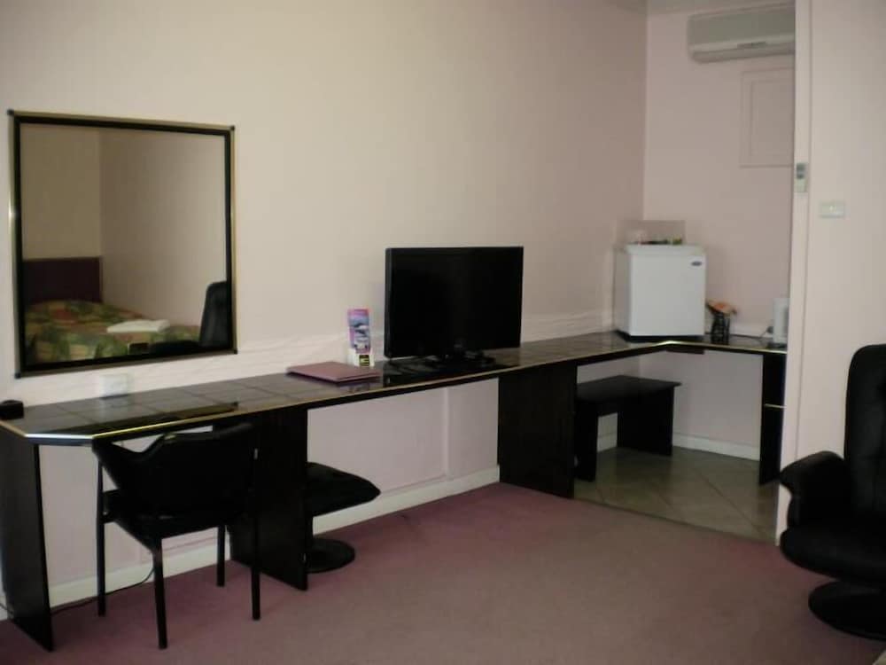 Family Room, Non Smoking (Queen family) photo 3