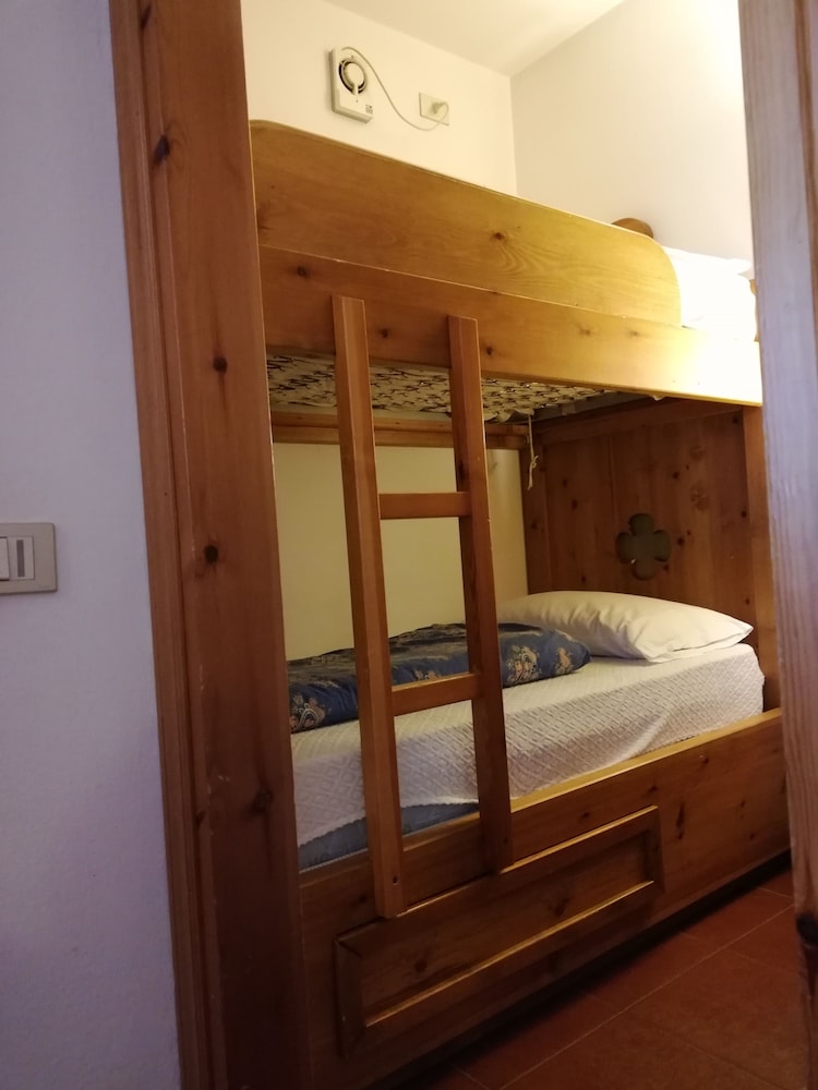 Family Apartment, 2 Bedrooms photo 3