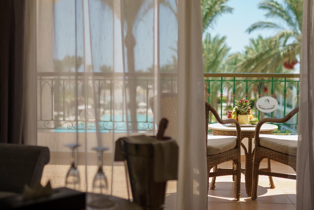 Superior Executive Suite