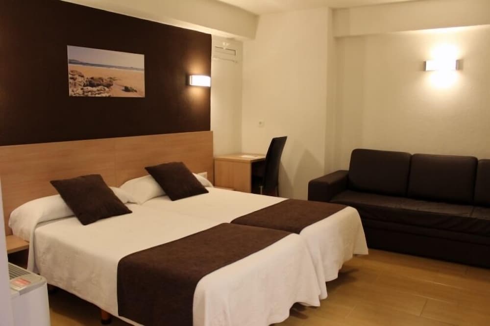Habitación Estándar con Dos Camas Individuales