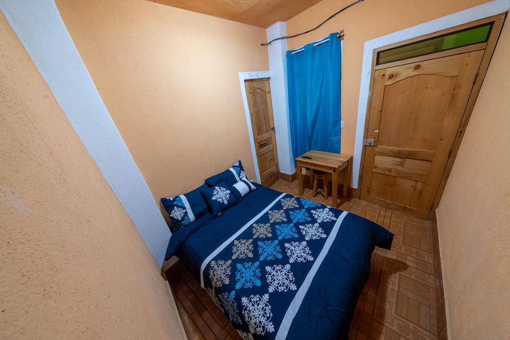 Single Room, Private Bathroom photo 1