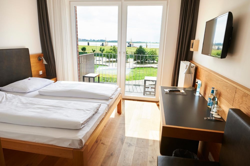 City Double Room photo 3